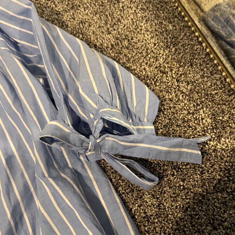 H&M Light Blue Striped Off-Shoulder Blouse Size 12 - Picture 3 of 4